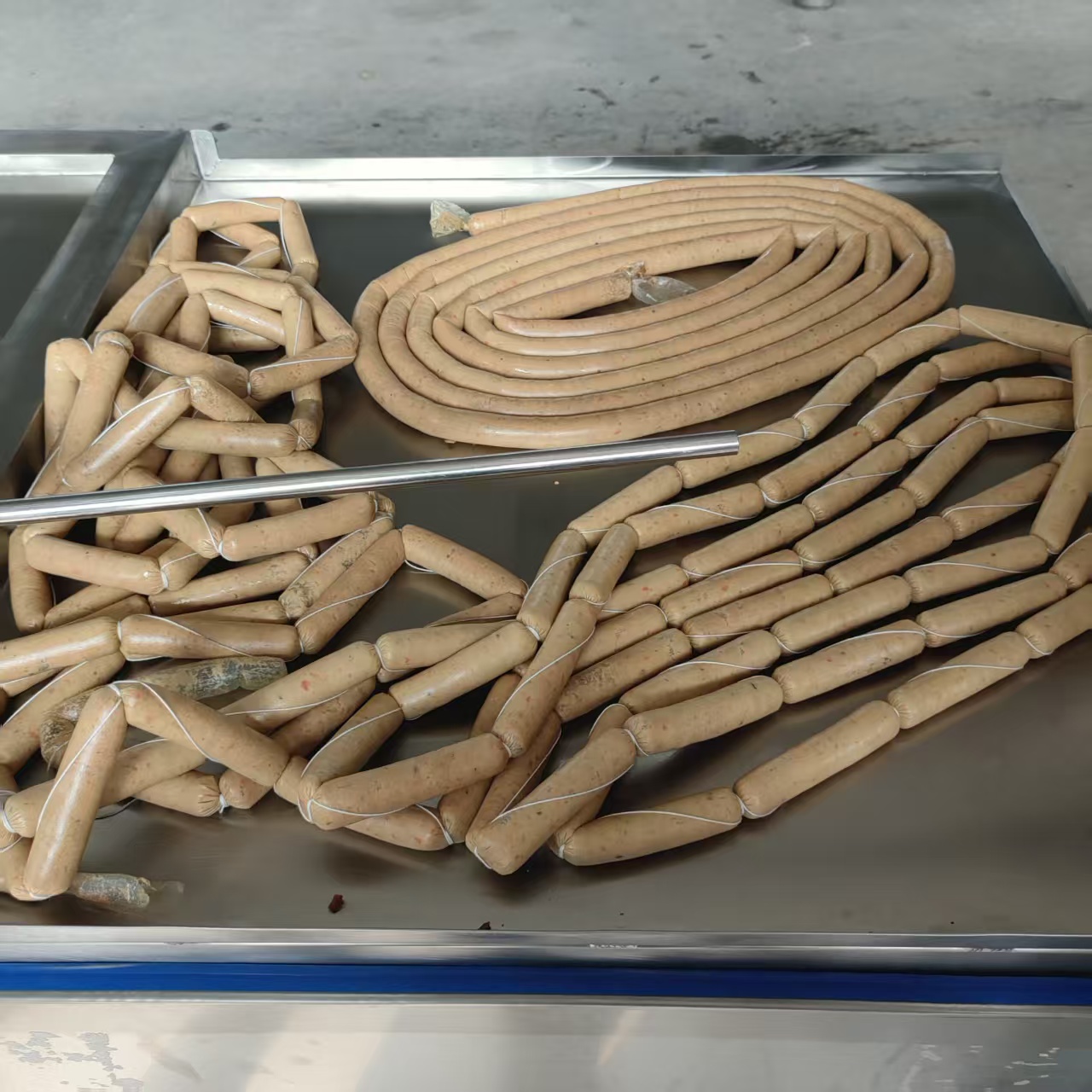 High Efficiency Sausage Tying Machine for Industrial Meat Processing